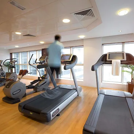 Grand Mercure Majlis Residences Abu Dhabi-3